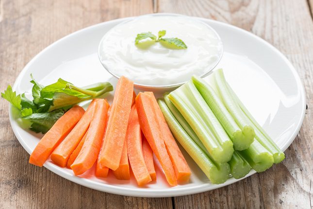 el apio puede ser un complemento indispensable en muchos de tus platos