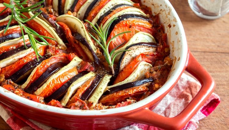 Para que el resultado sea exquisito debes aromatizar el plato al finalizar su elaboración