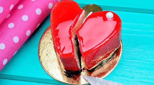 Cómo hacer un pastel en forma de corazón para San Valentín