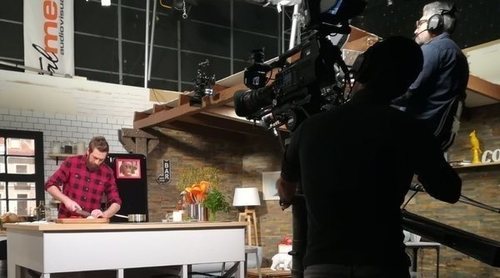 'Los 22 minutos de Julius': Así es Canal Cocina detrás de las cámaras