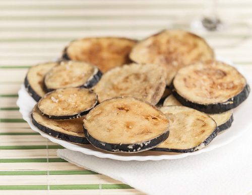 Chips de berenjena al horno