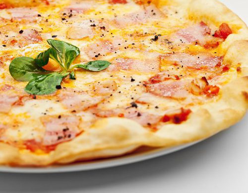 Pizza carbonara