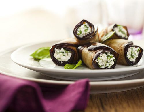 Rollitos de berenjena con ricotta
