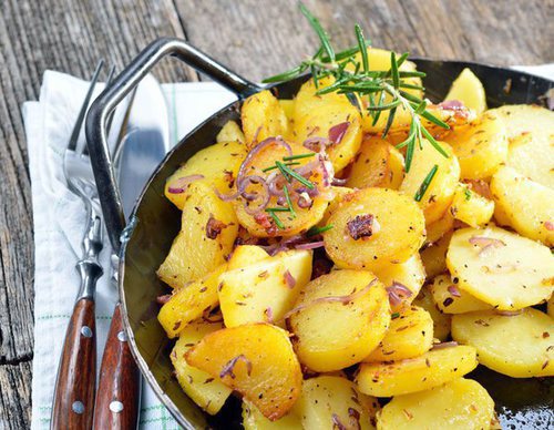 Patatas escabechadas