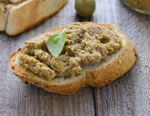 Paté de aceitunas verdes