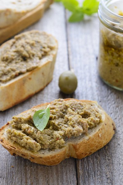 Paté de aceitunas verdes