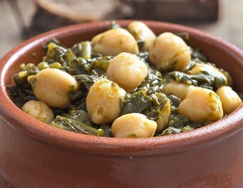 Garbanzos con espinacas