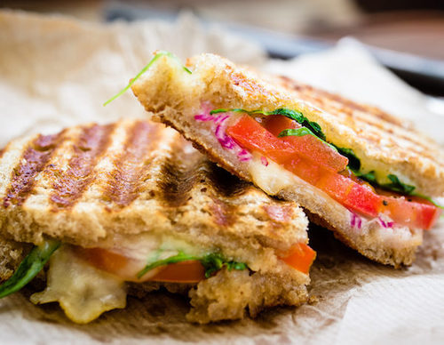 Sandwich caprese