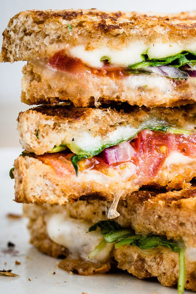 Sandwich caprese