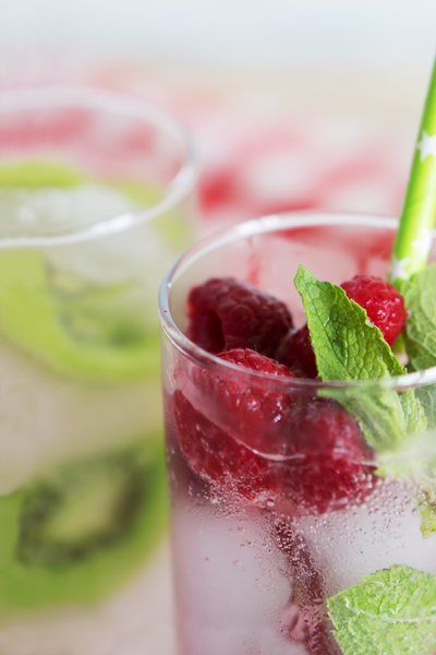 Mojito de kiwi y frambuesa