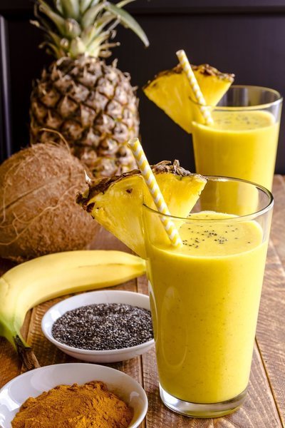 Batido de piña y coco