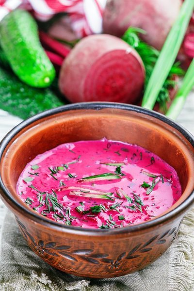 Sopa de pepino y remolacha