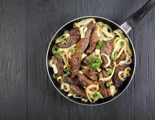 Hígado encebollado