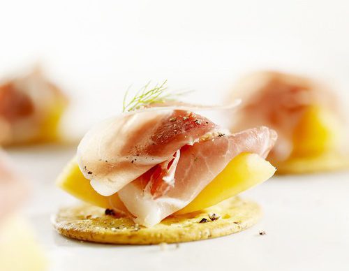 Carpaccio de melón con jamón