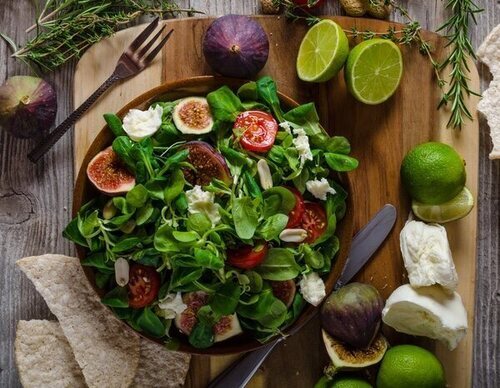 Ensalada de higos y queso de cabra
